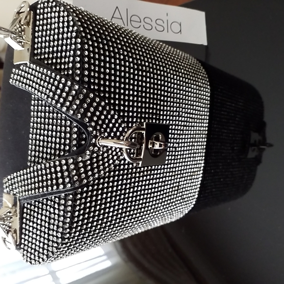 Alessia Rhinestone Bucket Bag Purse. NEW. Black w/ rhinestones, silver hardware. - Picture 3 of 16